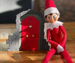 Elfo birichino riferirà a Babbo Natale i tuoi desideri